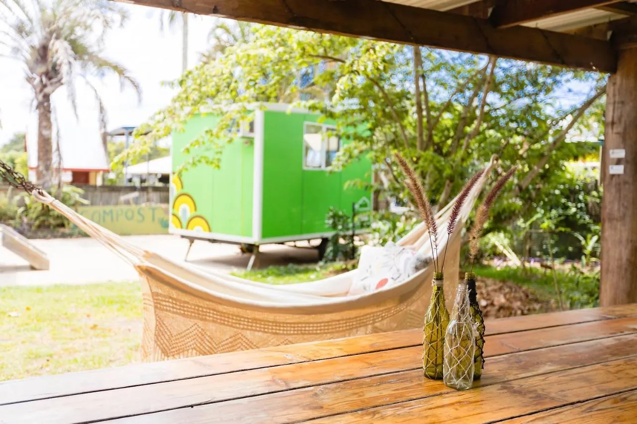 On The Wallaby Eco Lodge Yungaburra