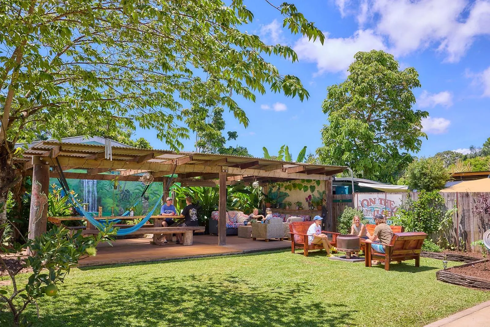 On The Wallaby Eco Lodge Yungaburra