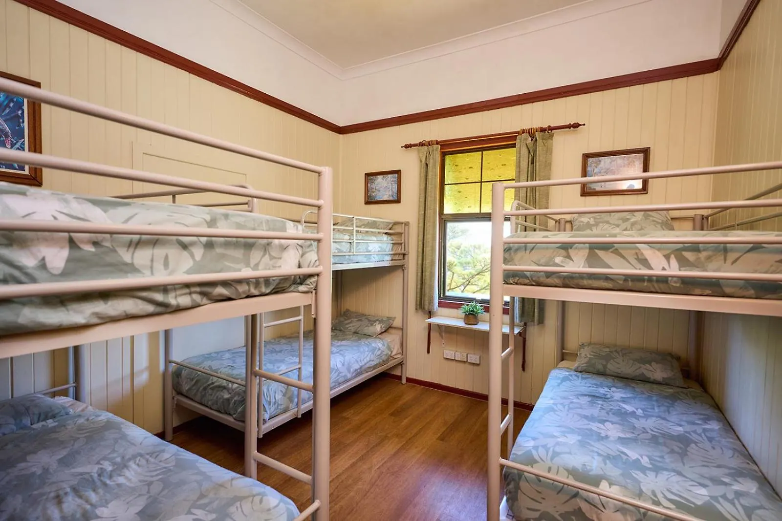 On The Wallaby Eco Lodge Yungaburra