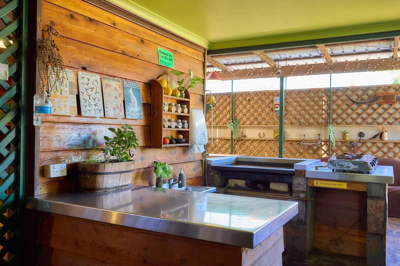 On The Wallaby Eco Lodge Yungaburra