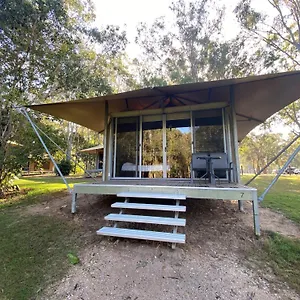Luxe tent Habitat Noosa, Cootharaba